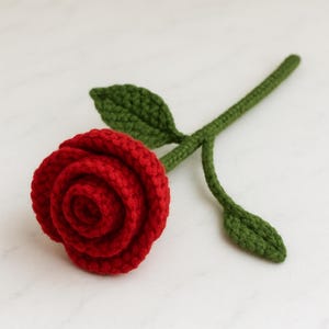 かぎ針編みのバラの花のパターンPDFダウンロード英語のバラの花束アミグルミのパターン手作りのバラDIY初心者に優しい簡単なチュートリアル