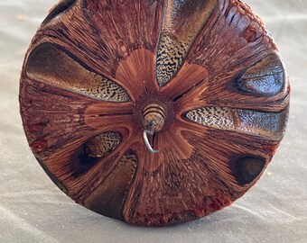 1.96 oz. Banksia Pod Drop Spindle Top Whorl 3663