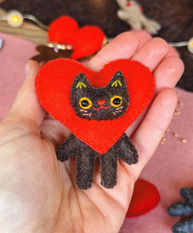 Ferdinand the Felt Cat PDF Sewing Pattern | Beginner Friendly | Digital Download image 6