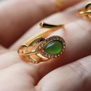 Natural green jade ring/Sterling 925-Silver 18K Gold-Plated pear jade ring/genuine jade ring/anniversary gift/Feather-shaped ring