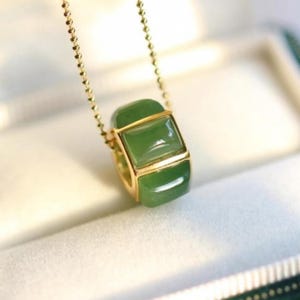 Naturalny zielony wisiorek z jadeitu/Srebro próby 925, pozłacane 18-karatowym złotem, wisiorek z jadeitu w kształcie serca, prezent ze srebra/prezent na szczęście/prezent dla mamy