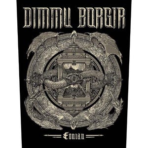 Puede incluir: Gráfico negro con el nombre de la banda "DIMMU BORGIR" en fuente gótica sobre un diseño circular detallado. El diseño incluye dragones, elementos arquitectónicos y la palabra "Eonian".