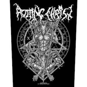 Peut inclure: Illustration en noir et blanc d'une figure démoniaque à tête de chèvre, entourée d'un pentagramme et d'un cercle de symboles. Le texte "Rotting Christ" est en haut de l'image.