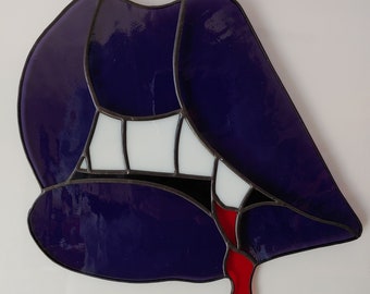 Vampire Lips Stained Glass (Made to order)