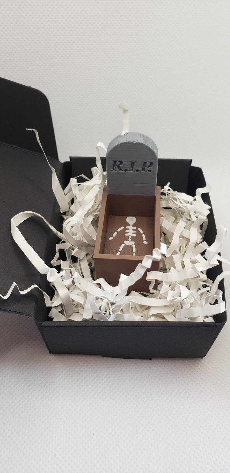 3D Printed Halloween Burial Plot - Hide / Feeder for Isopods and ...