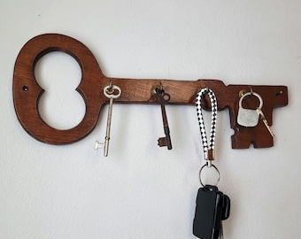 Vtg Wood Key Holder 1970s Vintage Wall Decor