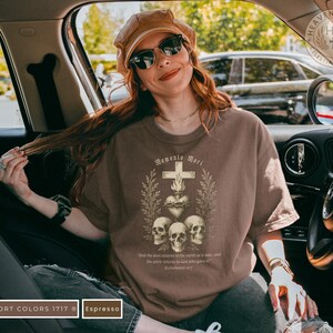 Gothic Graphic Tee, Skull and Cross Design Shirt, Bible Verse Quote T-Shirt, Unisex Casual Wear, Edgy Vintage Style