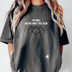 Comfort Colors® Twin Peaks T-Shirt, Twin Peaks David Lynch Shirt, Agent Cooper Shirt, Vintage Tv Show Shirt, 90s Tshirt, Twin Peaks Show Tee