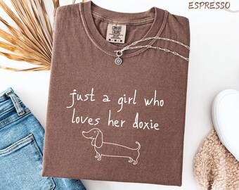 Dachshund Lover Comfort Colors Shirt, Doxie Mom Tee