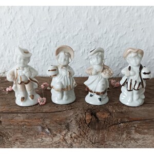 Pair of boy and girl figurines, Vintage ceramic miniature, Porcelain small statuette, White figurine with gold detail, Collectible figurine