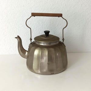 Vintage Brass Teapot: German Mid-Century Kettle, &quot;Für Werkarbeiter&quot; Marked