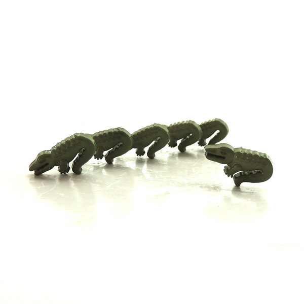 Alligator Buttons - Buttons Galore / Novelty Sewing Scrapbooking Animal Crafts Gator Crocodile