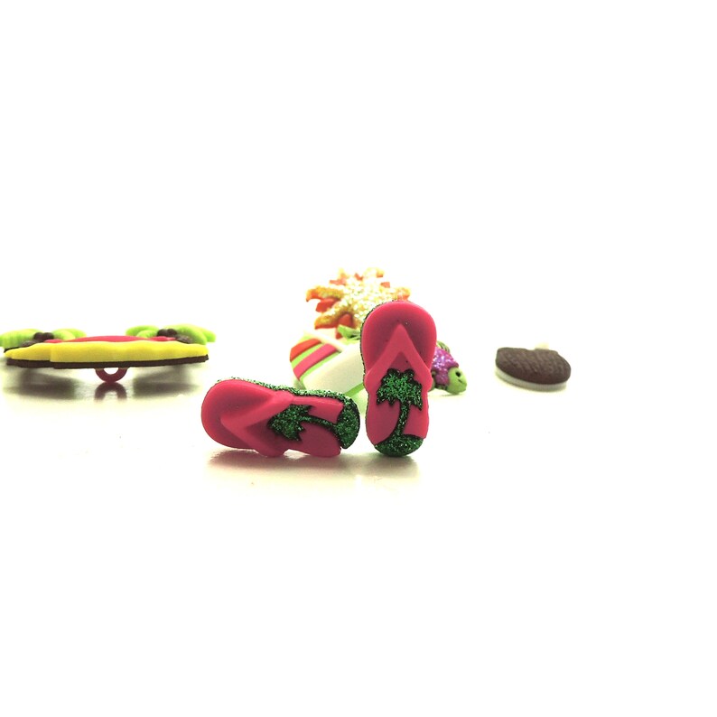 Tropicana Buttons by Dress It Up Jesse James Beach Vacation Novelty Embellishments