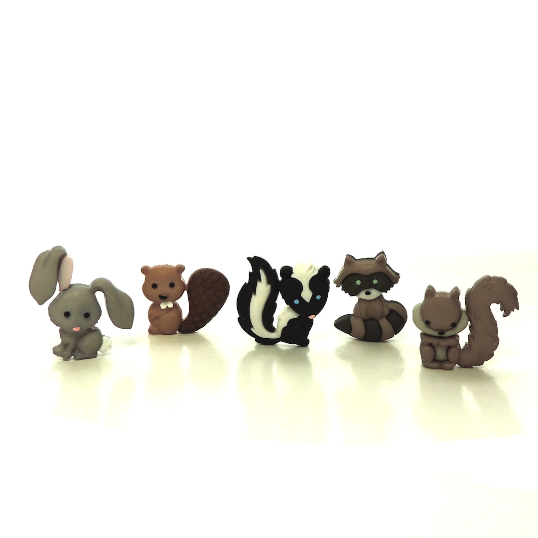 Backyard Buddies Buttons by Dress It up / Jesse James Novelty Sewing