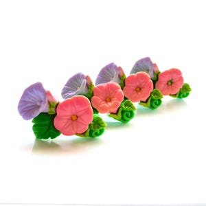 Rosa und lila Hibiskus Blume Flat Back Verschönerungen / Flower Plant Cabochons-Set von VIER