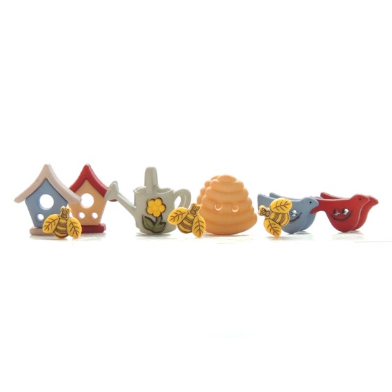 BIRDS AND THE BEES 5424 Birdhouse Beehive Jesse James Buttons Dress It Up BIRDS AND THE BEES 5424 Birdhouse Beehive Jesse James Buttons Dress It Up
