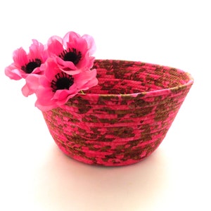 Large Fuchsia and Brown Bowl // Handmade Coiled Fabric Basket - Mother&#39;s Day Gift Idea