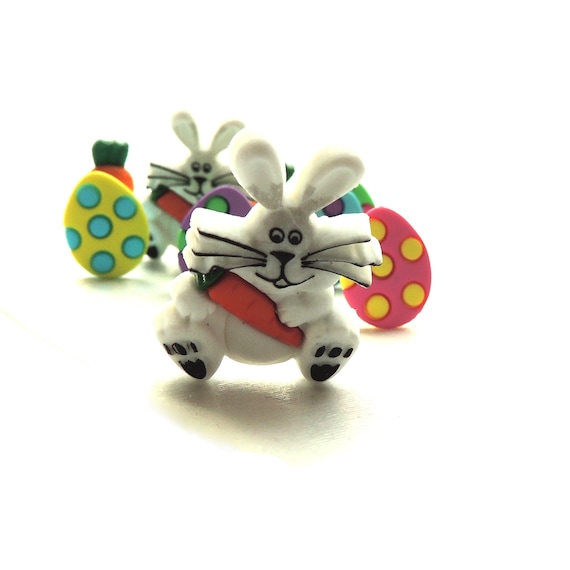 Easter Egg Hunt Buttons by Dress It Up : Novelty Bunny & Egg Embellishments