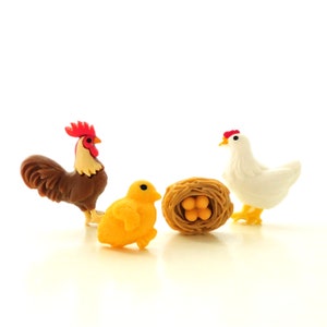 Chicken Coop Flat Back Embellishments / Farm Animal Bird Flatback Decorations - Set of FOUR