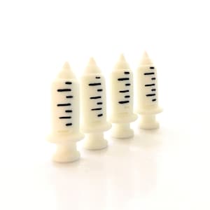 Syringe Flat Back Embellishments / Doctor - Nurse - Medical - Flatback Decorations - Set of FOUR