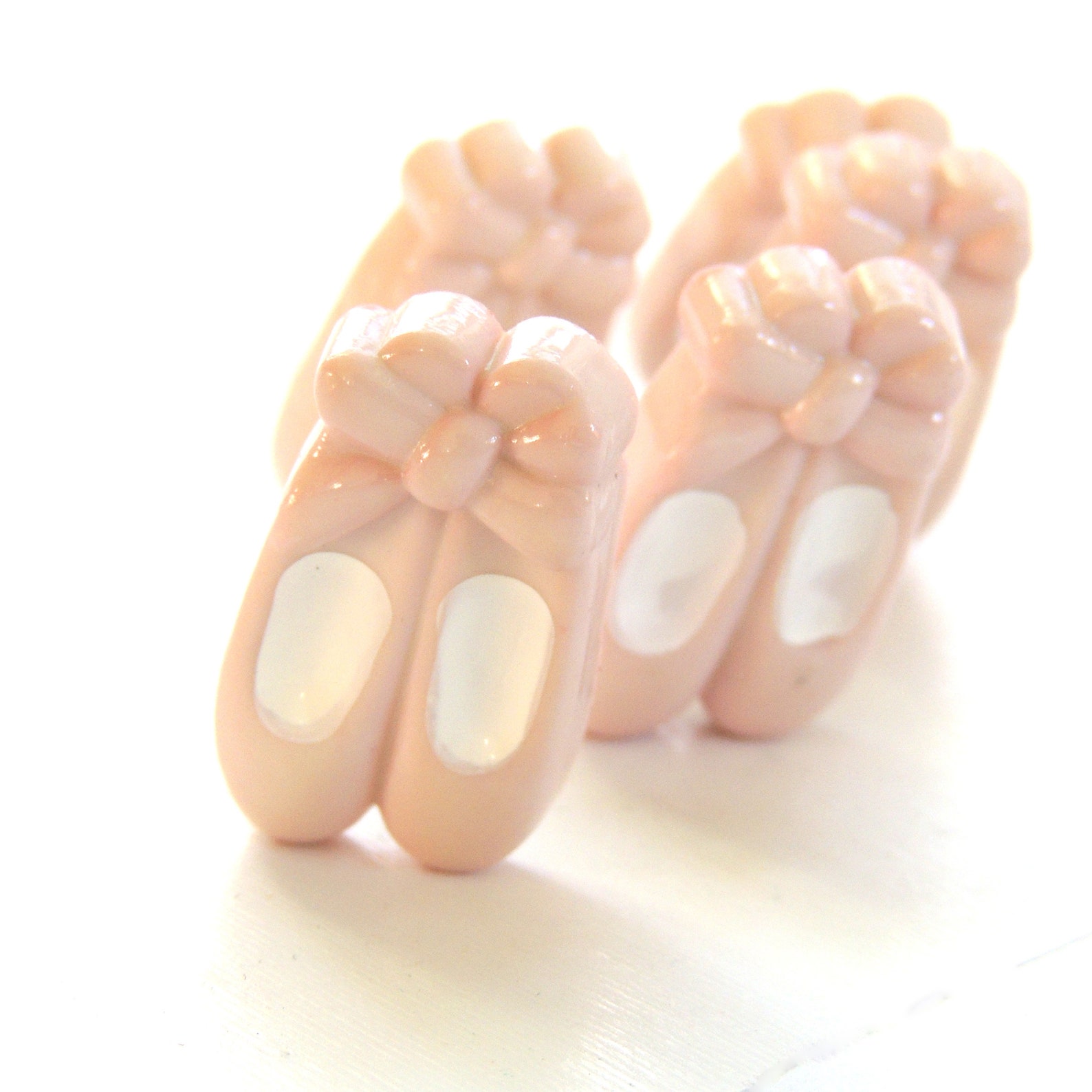 ballet shoe buttons by buttons galore // pink novelty dance ballerina girl sewing scrapbook pointe