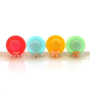 Shelly&#39;s Buttonsの春用帽子フラットバック装飾 / イースターボンネットフラットバックデコレーション - 4個セット