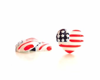 Flag Heart Flat Back Embellishments / Patriotic Flatback Resin Cabochons - Set of FOUR