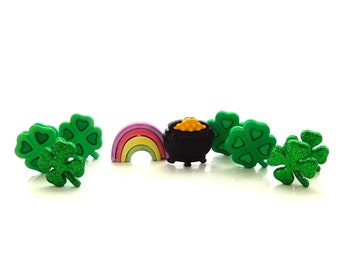 Pot O' Gold Buttons by Buttons Galore / St Patrick's Day Craft Embellishments - Set of NINE