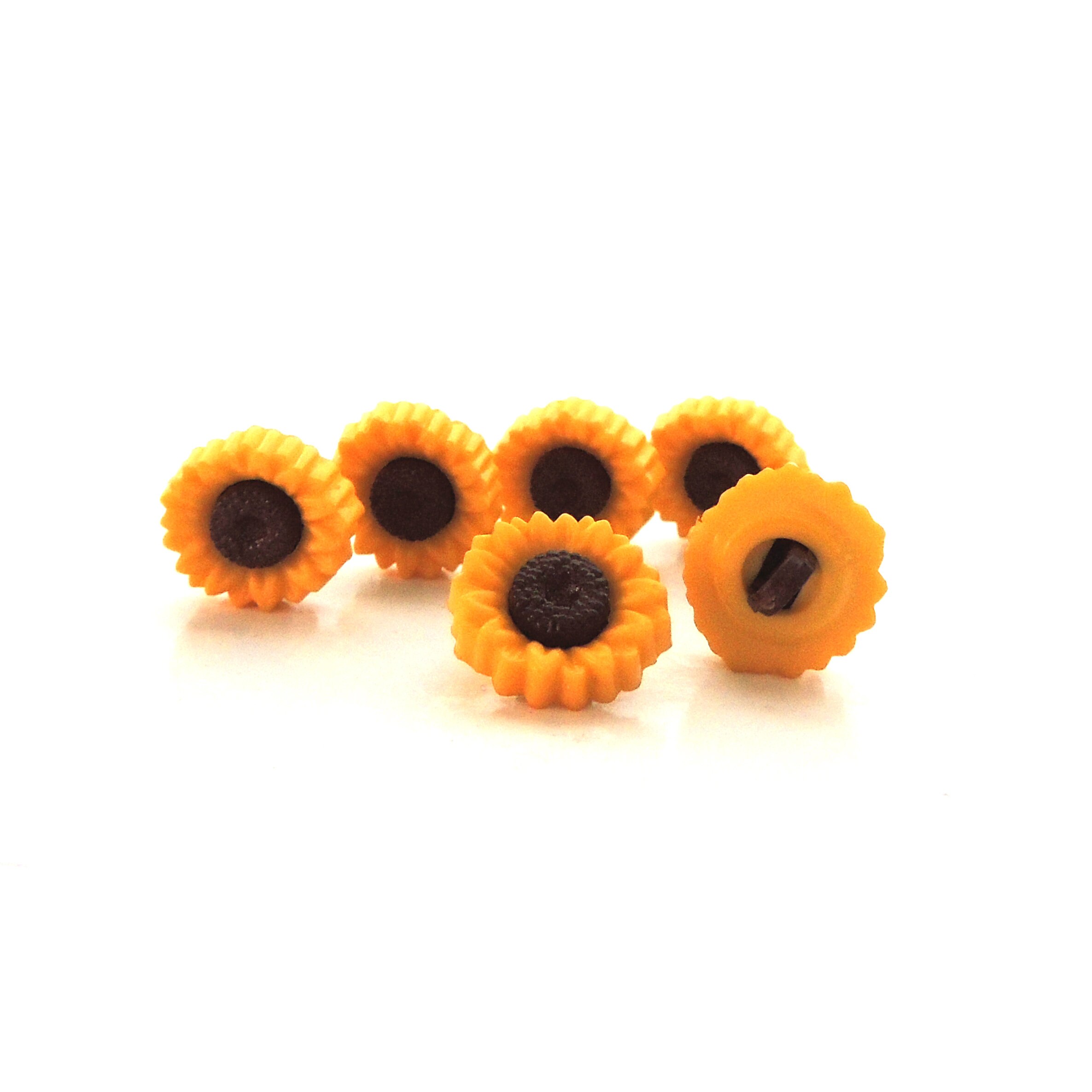 Sunflower Buttons - 3/4" Shank Buttons, Package Of 10 With Free Needle Threader