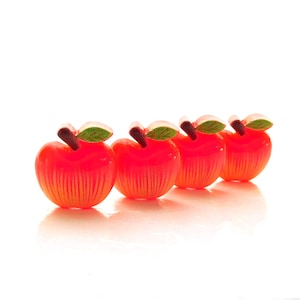 Realistic Apple Flat Back Embellishments / Teacher Fruit Produce Flat Back Decorations - Set of FOUR