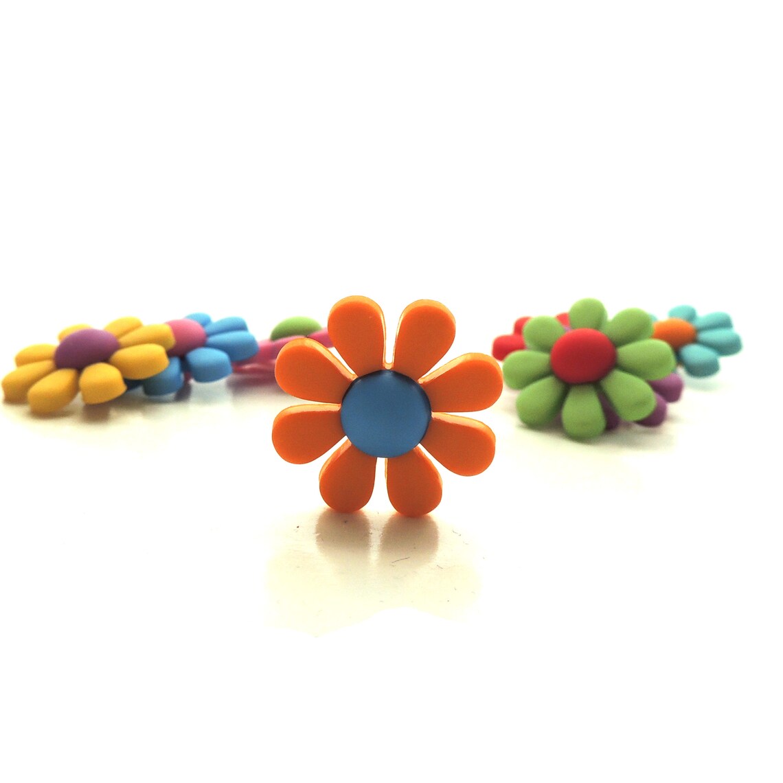 Retro Flowers by Buttons Galore // Novelty Flower Floral Etsy