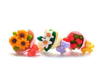 Mothers Day Bouquet Flat Back Embellishments by Shelly's Buttons / Flower Cabochons- Set of 3