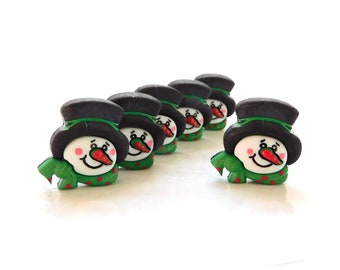 Green Scarf Snowman Buttons by Buttons Galore // Holiday Winter Embellishments - Set of SIX