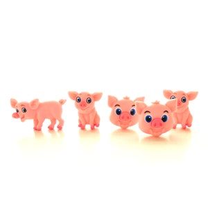 Piggly Wiggly Flat Back Embellishments / Farm Animal Flatback Decorations - Set of FIVE