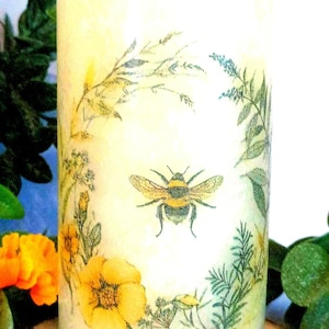BEE FLAMELESS CANDLE W/Timer/Bee Candle/Bees/Bee Lover/Night Light/Housewarming Gift/Birthday Gift/Unique Gift