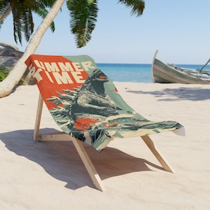 Vintage Summer Beach Towel, Retro Shark Print, Perfect for Beach Days, Gifts for Ocean Lovers and Summer Gatherings, Summer Vibes