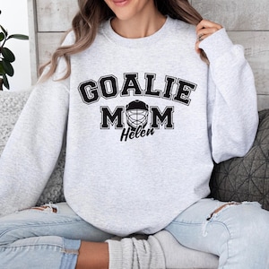 Moletom personalizado com gola redonda para mãe de goleira, presente personalizado para mães de goleiras de hóquei, suéter personalizado para mãe de goleira de hóquei, goleira de hóquei no gelo