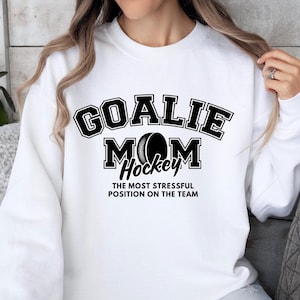 Moletom de mãe de goleiro de hóquei, mamãe de goleiro, moletom de goleiro, presente de goleiro de hóquei, presente de hóquei para mãe, era de mãe de hóquei, moletom de mãe de hóquei
