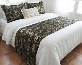 Velvet Bed Runner in 13 Colors - Soft Luxury Bedroom Decor, Hotel Style Accent & Durable Design for Beds, Housewarming Gift