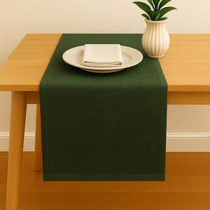 Runner da tavolo in lino personalizzato, numerose opzioni di dimensioni e colori, idee per l'arredamento della casa, runner da tavolo per matrimoni, runner da tavolo rustico, runner da tavolo verde
