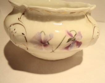 Porcelain BOWL, VINTAGAE, flowers on white, fluted lip, gold trim 2" x 3"