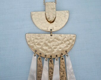 Unique Vintage Modern Pendant Necklace