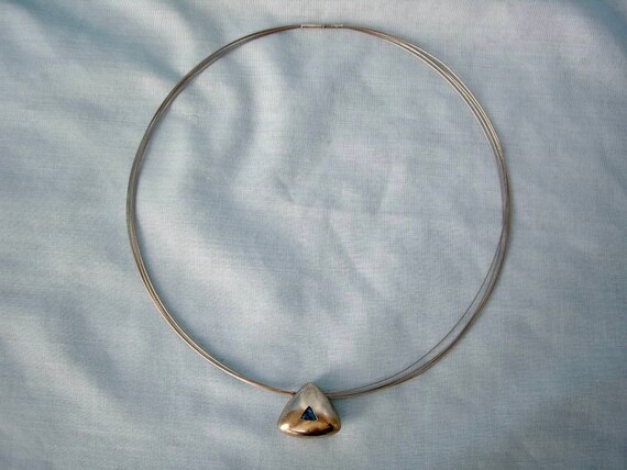 ON SALE Vintage Sterling Silver Puffed Triangular… - image 3