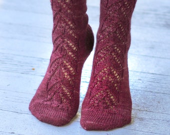 Hand Knitting Pattern // Stone Harbor Sock // Fingering Weight Sock Instructions // Cape May Fiber // Lace