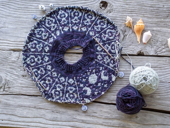 Moonlit Romp Pullover/ Hand Knitting Pattern // Vanessa Moonlit Romp Pullover/ Hand Knitting Pattern // Vanessa