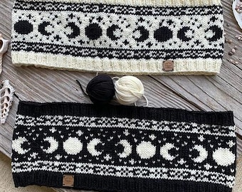 Broom Riding Cowl Knitting Pattern: Colorwork Moon Stars dk or fingering weight