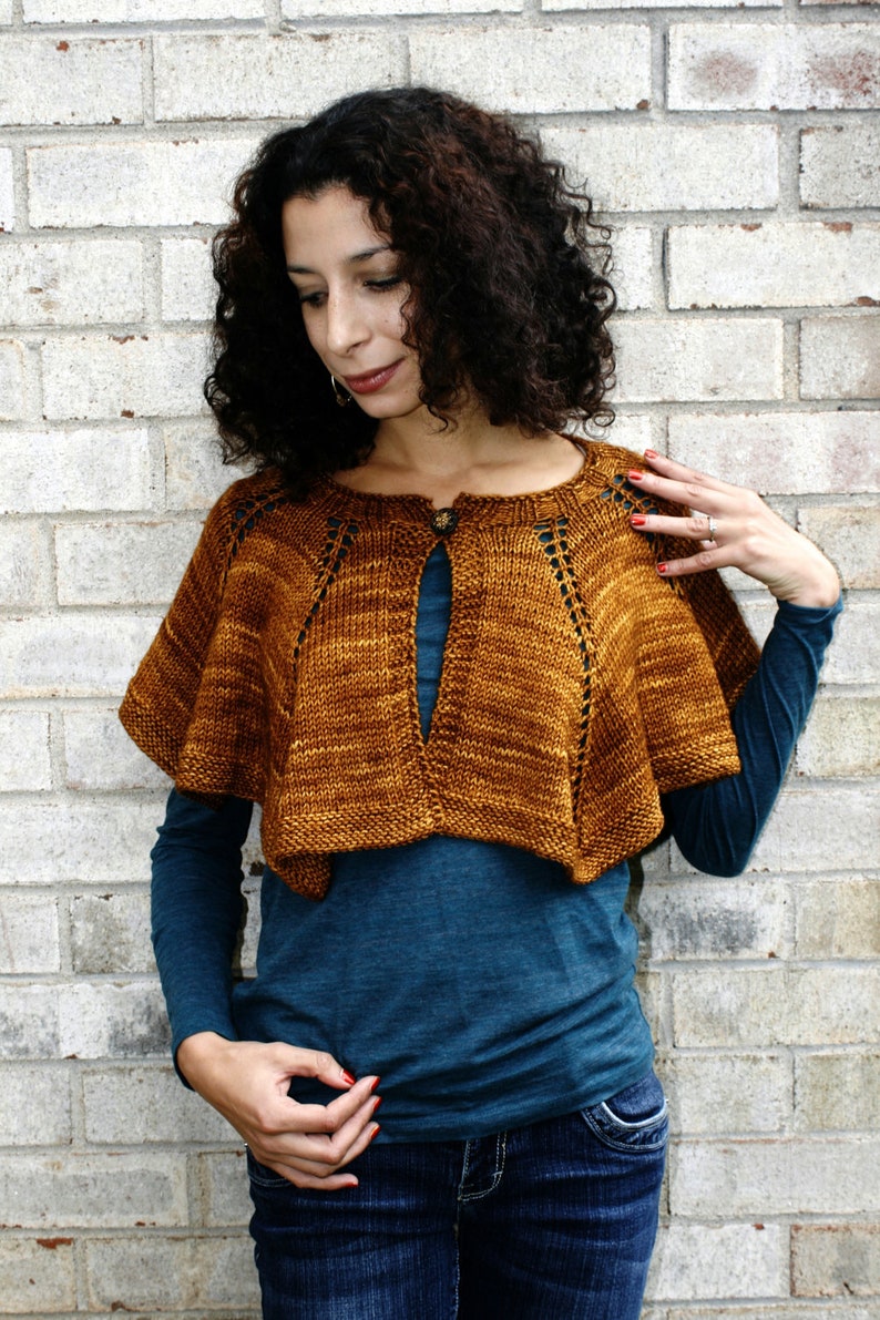 Hand Knitting Pattern Capelet Duet image 3