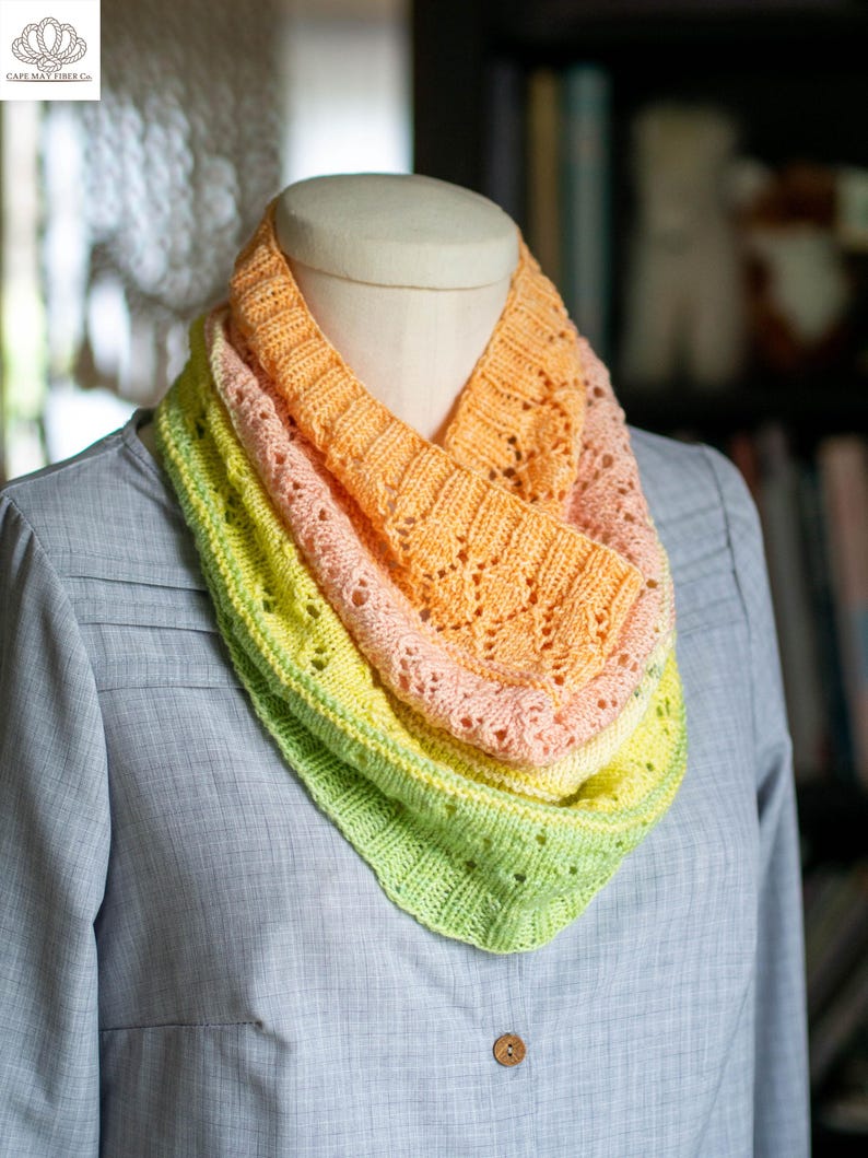 Lacy Sampler Cowl Knitting Pattern: Eyelet Lace Gradient (PDF Pattern ...