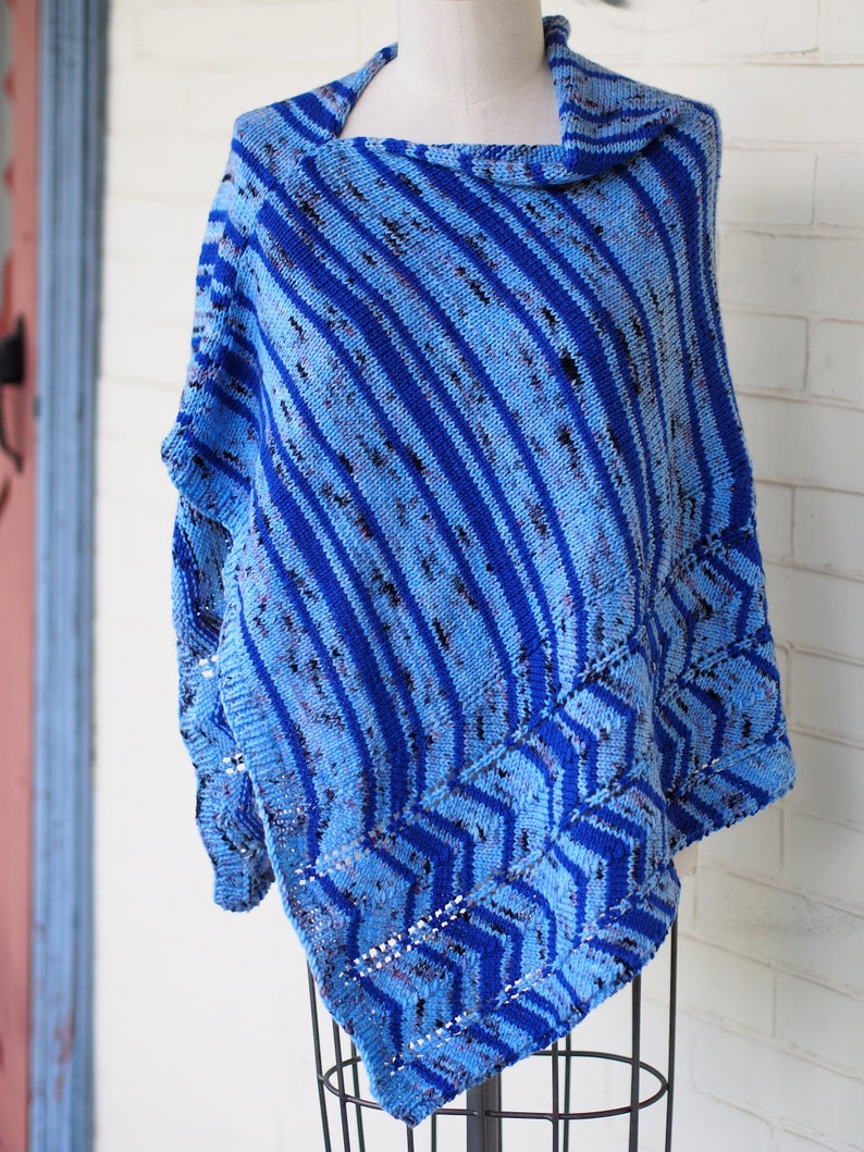 Ocean Current Poncho Hand knitting pattern image 4