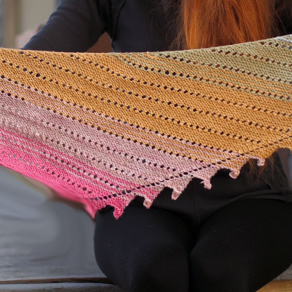 Mermaid Tail Scarf- hand knitting scarf pattern